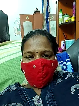 Snapshot of Tamil_Sanjana_ chatting on 07/08/26, 06:41 Tamil Sanjana online show from 07/08/26, 06:41