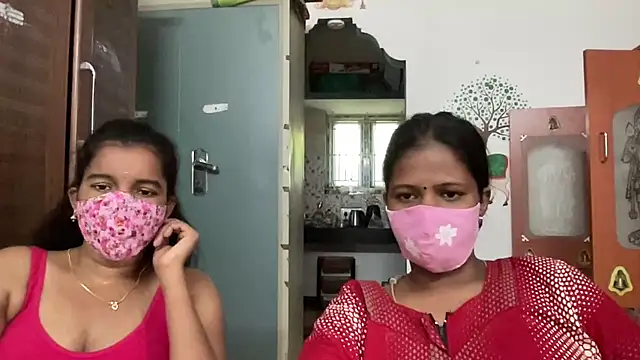 Snapshot of Tamil_Sanjana_ chatting on 07/14/26, 07:57 Tamil Sanjana online show from 07/14/26, 07:57