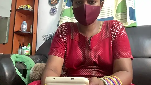 Snapshot of Tamil_Sanjana_ chatting on 06/14/26, 08:48 Tamil Sanjana online show from 06/14/26, 08:48