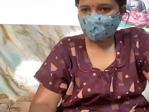 Tamil Sanjana  online show from 09/15/25, 07:53