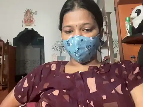 Tamil Sanjana  online show from 09/17/25, 11:29