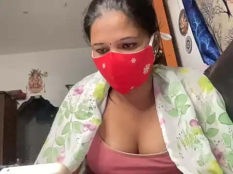 Tamil Sanjana  online show from 12/21/25, 05:36