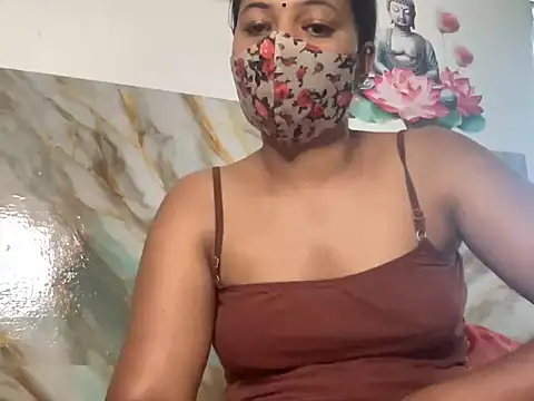 Tamil Sanjana  online show from 10/12/25, 02:35