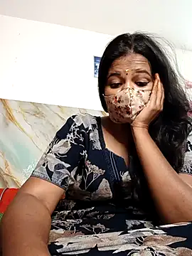 Tamil Sanjana  online show from 10/07/25, 08:15