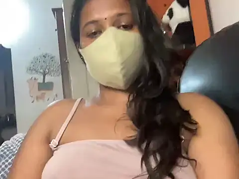 Tamil Sanjana  online show from 10/25/25, 07:14