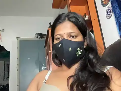 Tamil Sanjana  online show from 11/21/25, 11:48