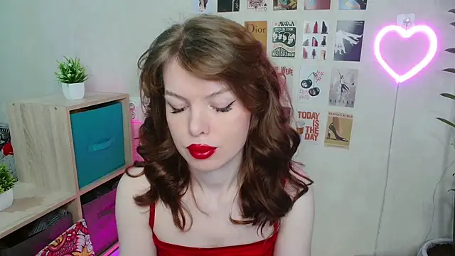 Snapshot of u_mistress_Anna chatting on 09/22/25, 04:29 u mistress Anna online show from 09/22/25, 04:29