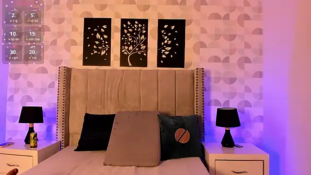 Snapshot of ashly__ms chatting on 12/17/25, 07:19 ashly ms online show from 12/17/25, 07:19