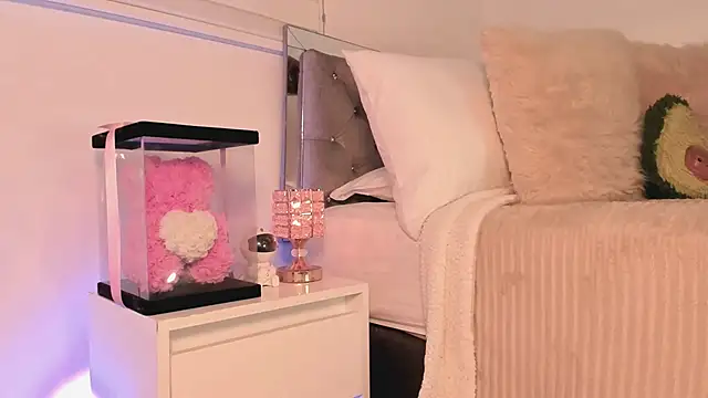 Snapshot of Alissonroses chatting on 12/03/25, 09:58 Alissonroses online show from 12/03/25, 09:58