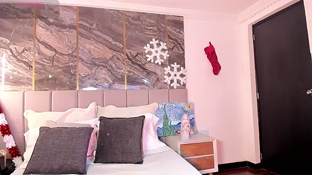 Sienna Blake  online show from 12/03/25, 07:35