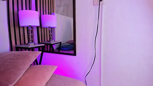 Samantha Good online show from 12/22/25, 12:49