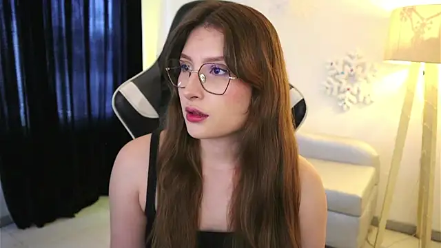 Daisha Riley online show from 12/01/25, 01:34