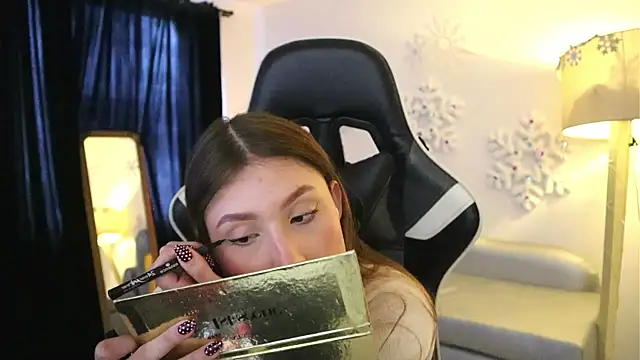 Daisha Riley online show from 12/03/25, 01:54