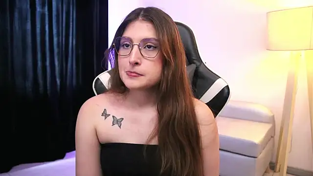 Daisha Riley online show from 09/19/25, 08:13