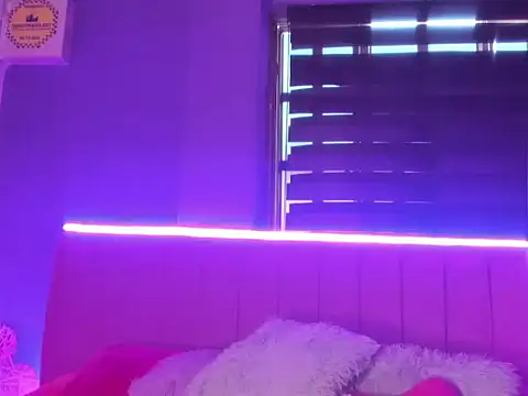 CintiaWalker online show from 12/18/25, 12:53