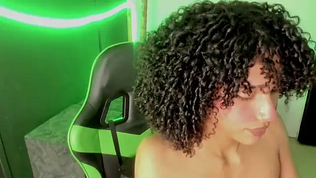 CintiaWalker online show from 03/30/26, 01:12