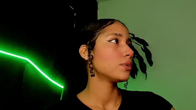 CintiaWalker online show from 04/15/26, 01:04