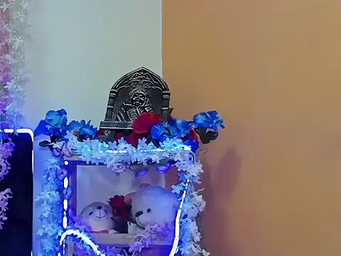 CintiaWalker online show from 11/08/25, 12:20