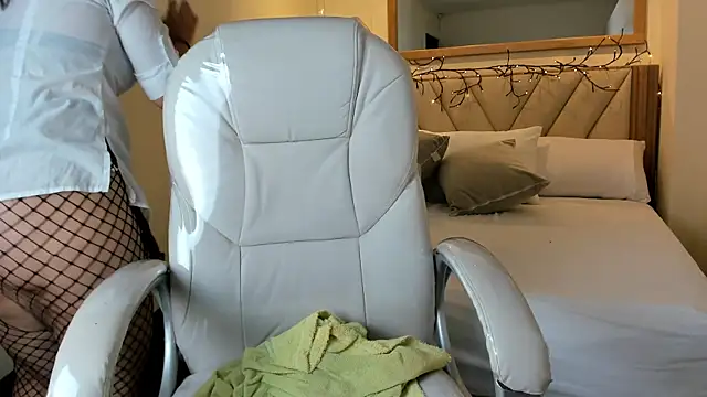 PerlaPreciosa online show from 03/22/26, 04:05