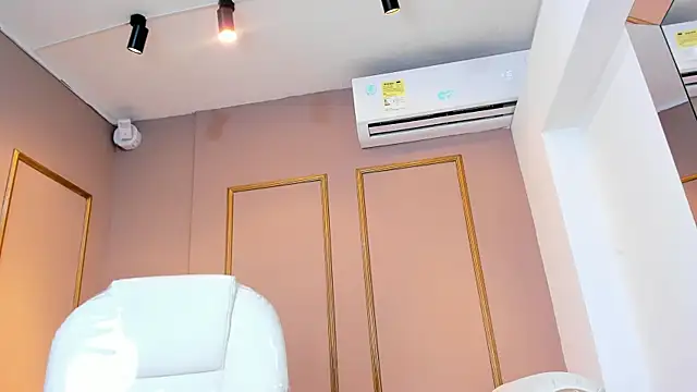 PerlaPreciosa online show from 11/01/25, 04:08