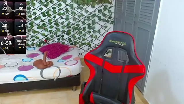 dani-lue online show from 10/21/25, 04:17