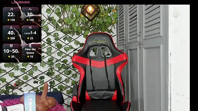 dani-lue online show from 11/26/25, 12:16