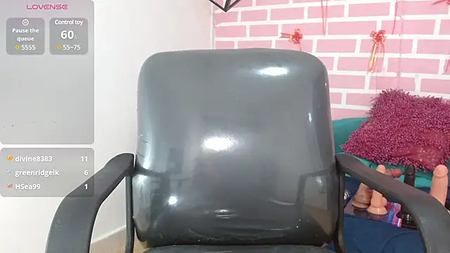 dani-lue online show from 03/01/25, 03:16