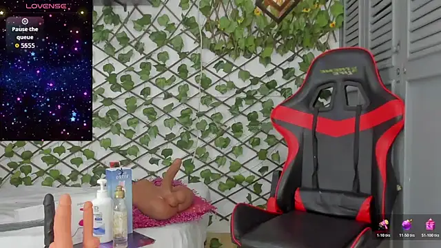 dani-lue online show from 11/15/25, 01:04