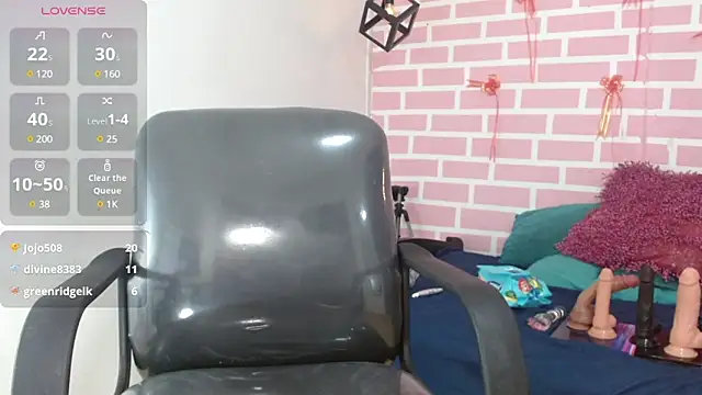 dani-lue online show from 03/01/25, 06:21