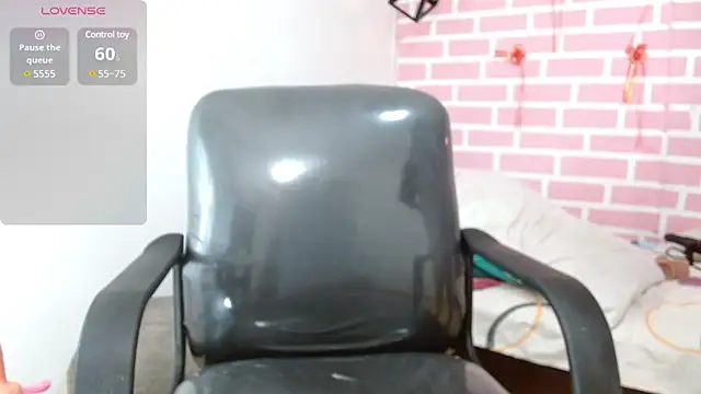 dani-lue online show from 03/15/25, 04:21