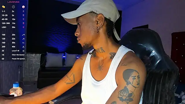 JhonyMiller  online show from 04/05/26, 08:48