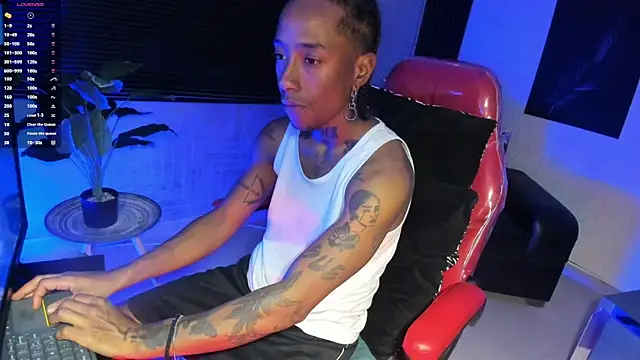 JhonyMiller  online show from 10/31/25, 07:43