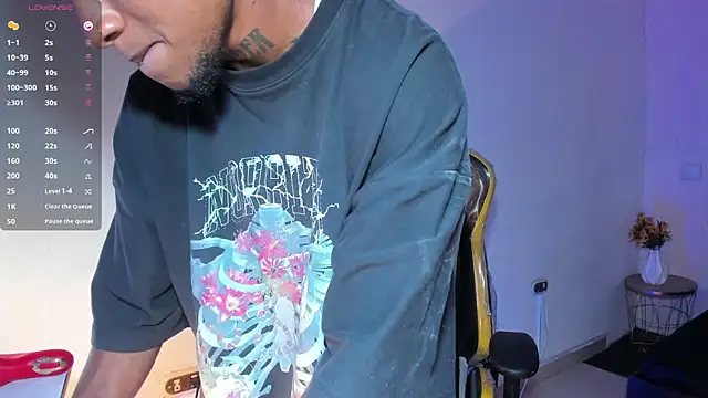 JhonyMiller  online show from 04/22/26, 08:54