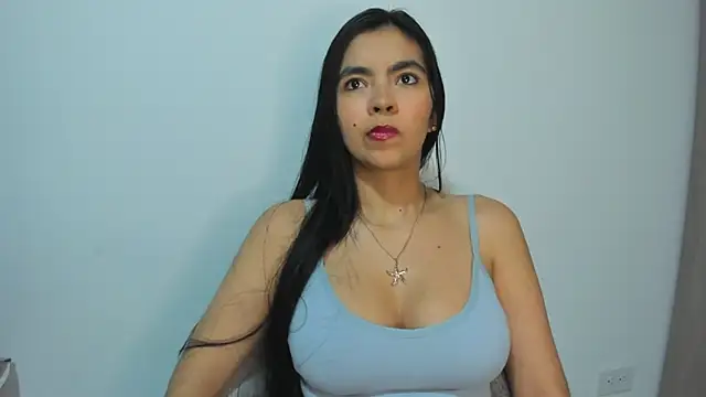 Snapshot of nathyy_garcia chatting on 10/14/25, 04:13 nathyy garcia online show from 10/14/25, 04:13