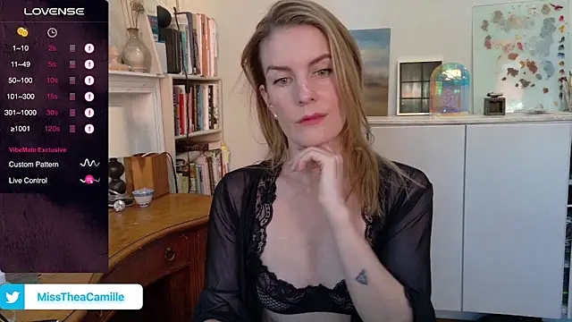 Snapshot of MissTheaCamille chatting on 03/10/25, 07:29 MissTheaCamille online show from 03/10/25, 07:29