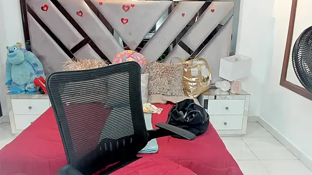 natalia5560 online show from 10/15/25, 01:08