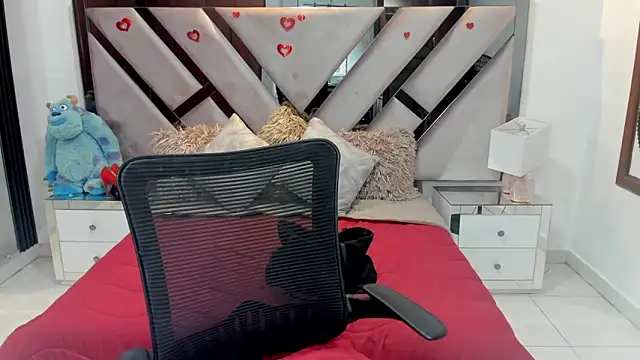 natalia5560 online show from 10/12/25, 01:23