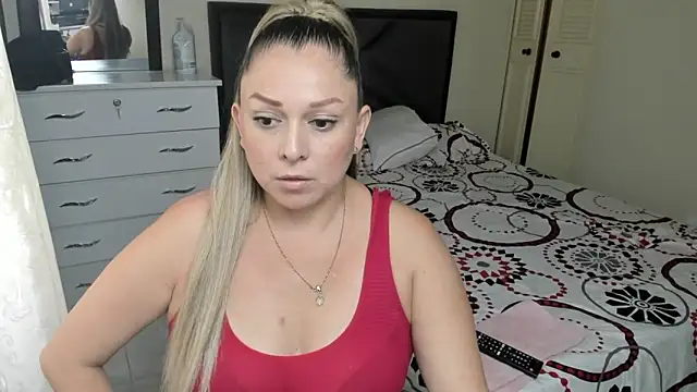 natalia5560 online show from 12/04/25, 06:40