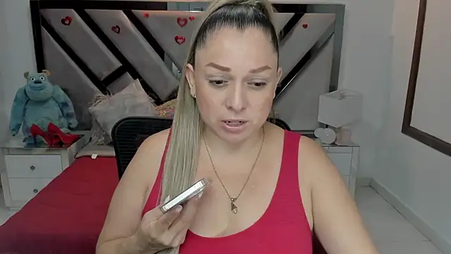 natalia5560 online show from 10/25/25, 01:23