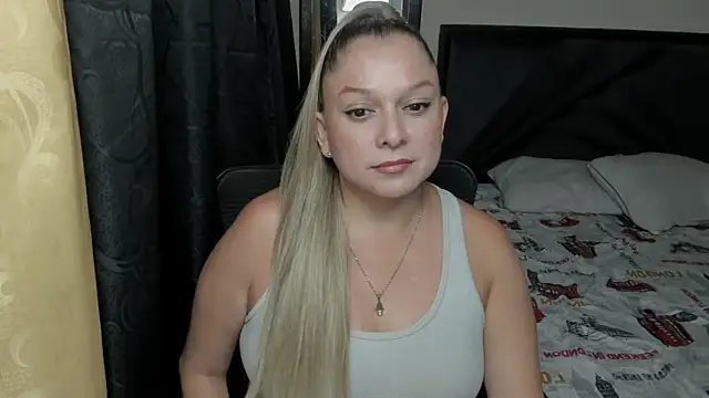 natalia5560 online show from 04/07/26, 10:33