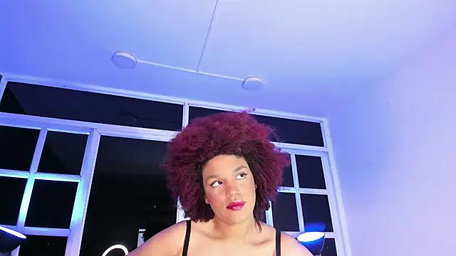 Snapshot of loladupont chatting on 05/01/26, 03:11 loladupont online show from 05/01/26, 03:11