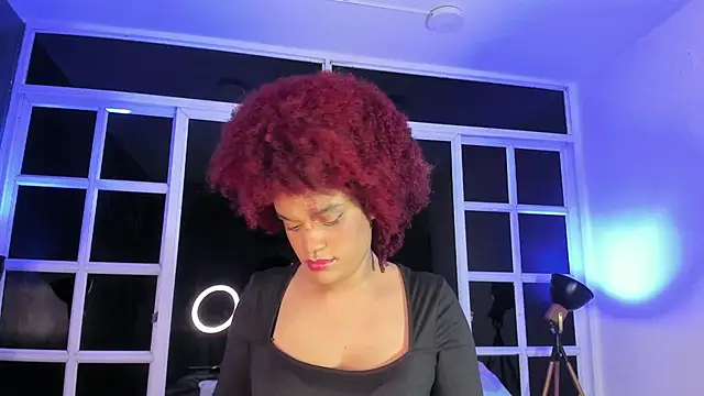 Snapshot of loladupont chatting on 05/03/26, 03:11 loladupont online show from 05/03/26, 03:11