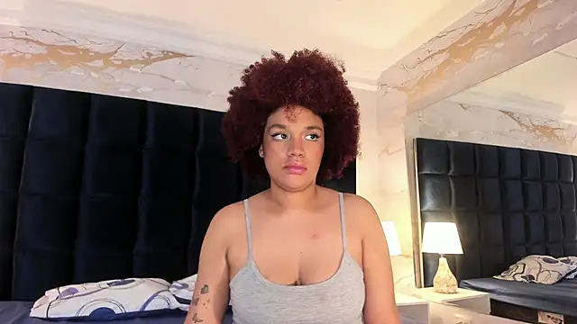 Snapshot of loladupont chatting on 01/17/26, 03:10 loladupont online show from 01/17/26, 03:10