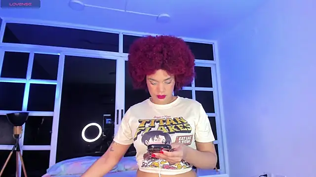 Snapshot of loladupont chatting on 03/26/26, 03:05 loladupont online show from 03/26/26, 03:05