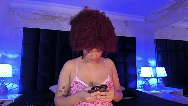 Snapshot of loladupont chatting on 01/09/26, 03:13 loladupont online show from 01/09/26, 03:13