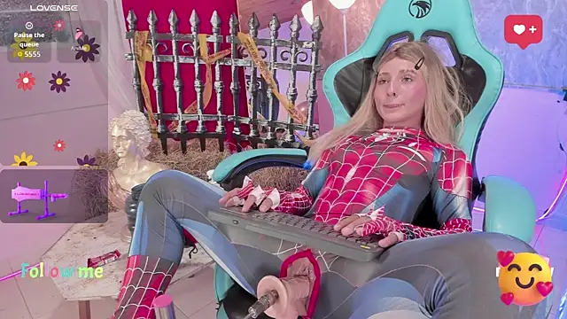 Little lili19 online show from 10/31/25, 09:32