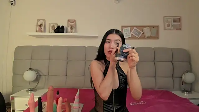 Chlooe Zoe online show from 02/22/26, 11:23