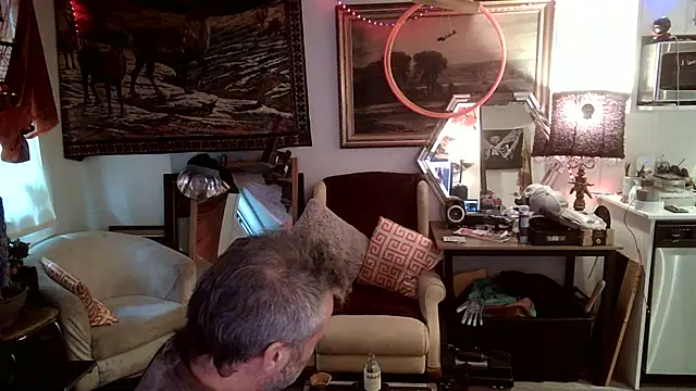 Snapshot of SilverandFox chatting on 02/14/25, 04:09 SilverandFox online show from 02/14/25, 04:09