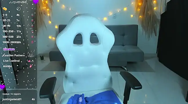 Snapshot of lovelypocahontas11 chatting on 01/24/25, 02:07 lovelypocahontas11 online show from 01/24/25, 02:07