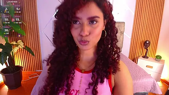 charlottee white online show from 03/02/26, 08:05